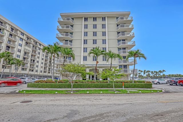 125 S OCEAN Avenue 304, Palm Beach Shores, FL 33404