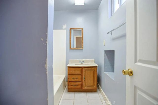 504 N 1st St, Alhambra, CA 91801