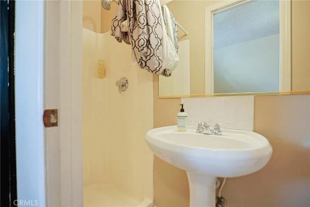 504 N 1st St, Alhambra, CA 91801