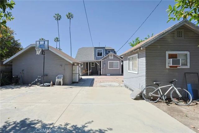 504 N 1st St, Alhambra, CA 91801
