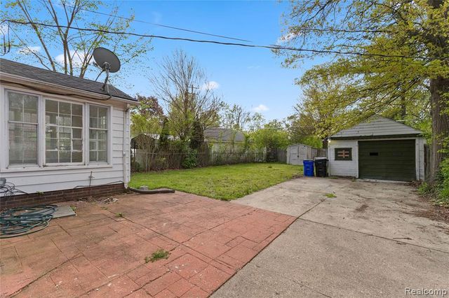 11557 Rossiter Street, Detroit, MI 48224
