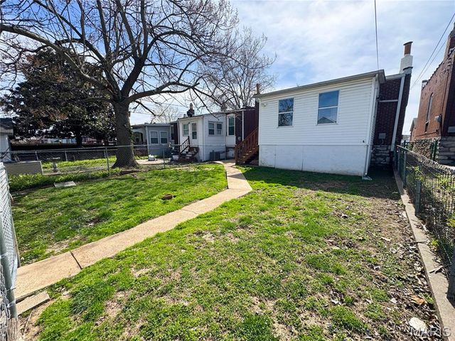 4941 Loughborough Avenue, St Louis, MO 63109