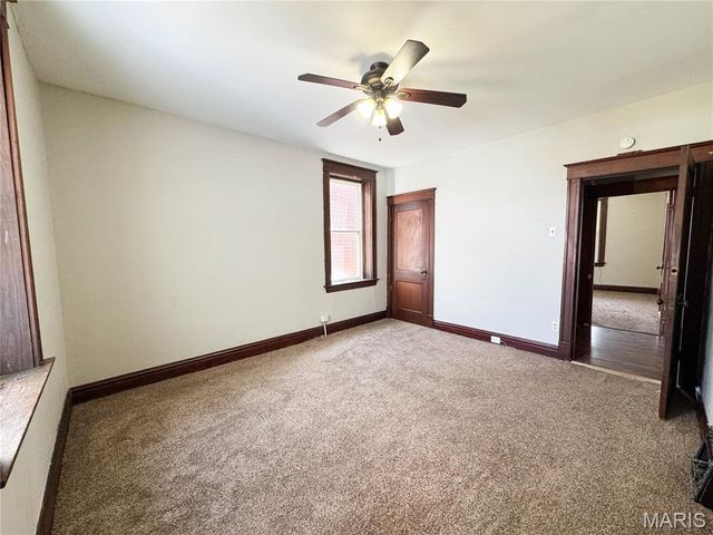 4941 Loughborough Avenue, St Louis, MO 63109