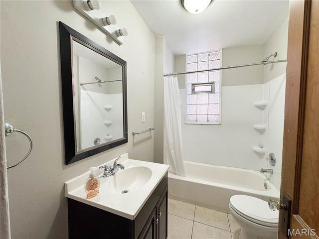 4941 Loughborough Avenue, St Louis, MO 63109