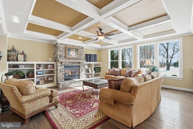 7148 LAKE DR, Warrenton, VA 20187