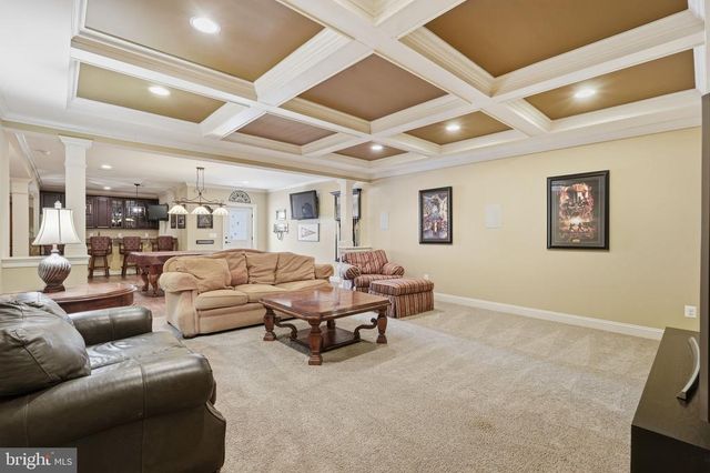 7148 LAKE DR, Warrenton, VA 20187