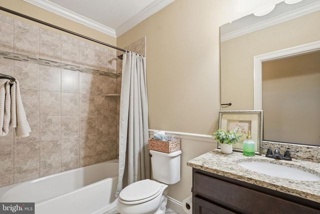 7148 LAKE DR, Warrenton, VA 20187