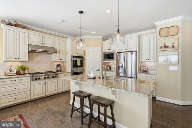 7148 LAKE DR, Warrenton, VA 20187