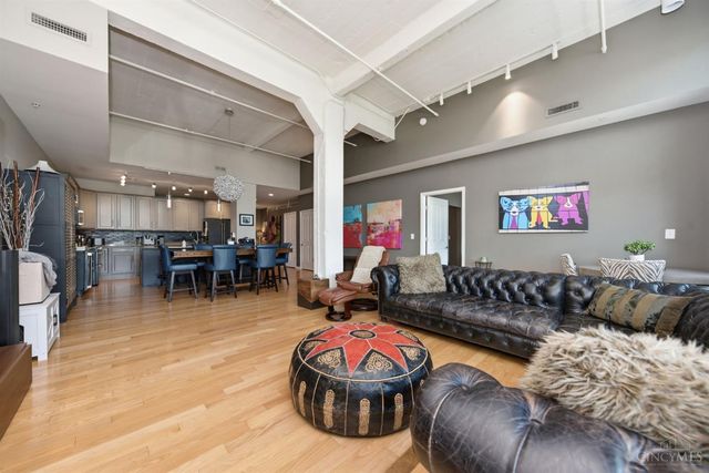 400 Pike Street, Cincinnati, OH 45202