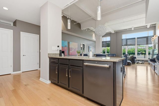 400 Pike Street, Cincinnati, OH 45202