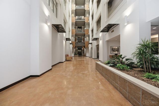 400 Pike Street, Cincinnati, OH 45202