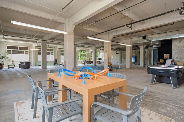 400 Pike Street, Cincinnati, OH 45202