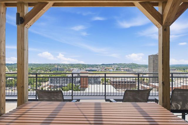 400 Pike Street, Cincinnati, OH 45202