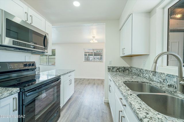4532 E 16th Street, Tucson, AZ 85711