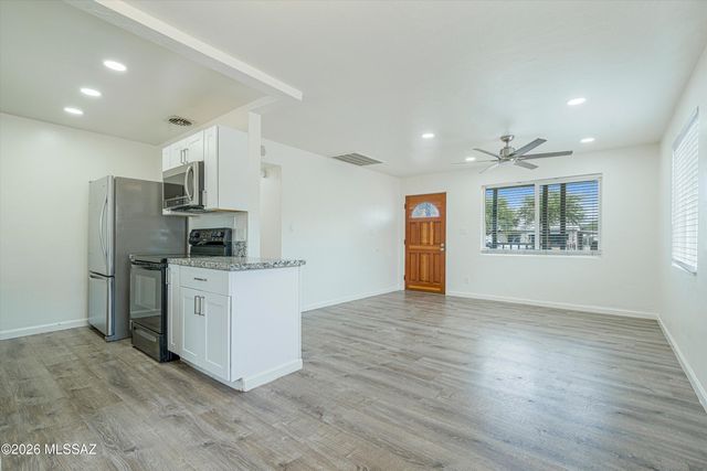 4532 E 16th Street, Tucson, AZ 85711