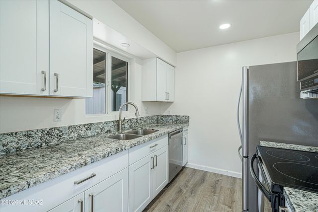 4532 E 16th Street, Tucson, AZ 85711