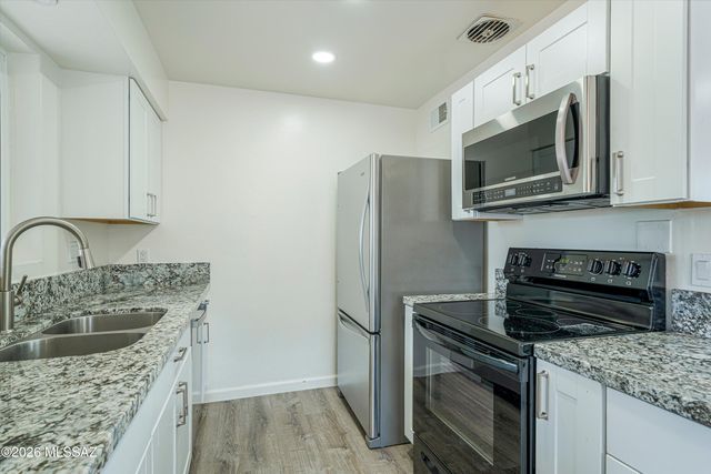 4532 E 16th Street, Tucson, AZ 85711