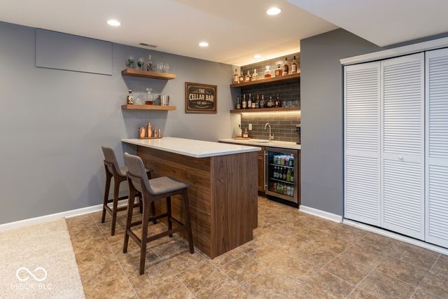 11023 Timberview Drive, Fishers, IN 46037