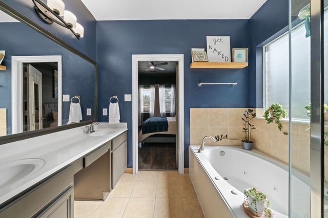 28918 Hidden Cove Drive, Magnolia, TX 77354