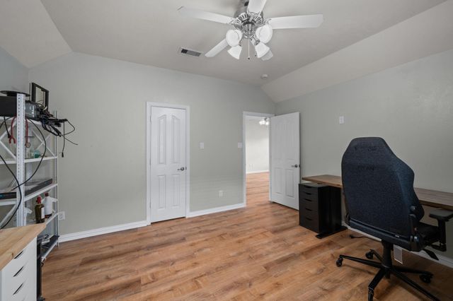 28918 Hidden Cove Drive, Magnolia, TX 77354