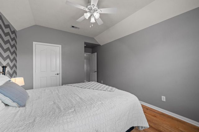 28918 Hidden Cove Drive, Magnolia, TX 77354