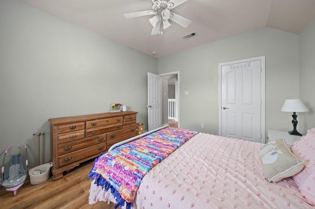 28918 Hidden Cove Drive, Magnolia, TX 77354