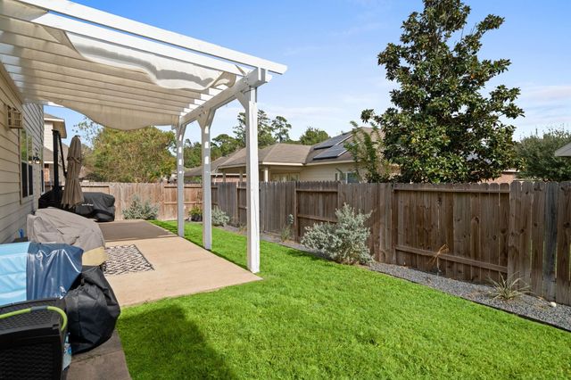 28918 Hidden Cove Drive, Magnolia, TX 77354