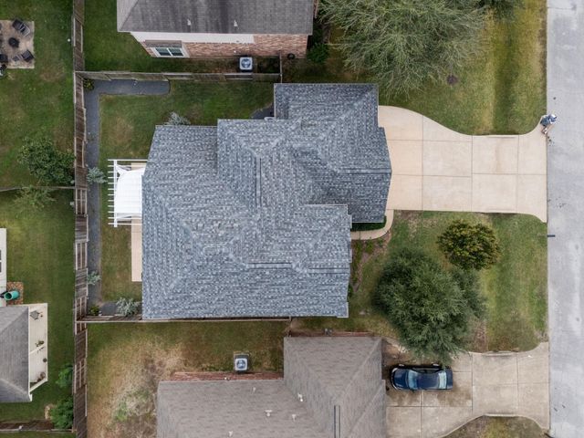 28918 Hidden Cove Drive, Magnolia, TX 77354