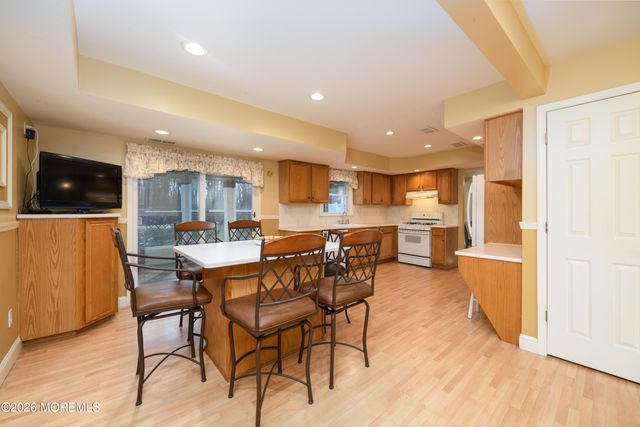 4 Colgate Court, Hazlet, NJ 07730