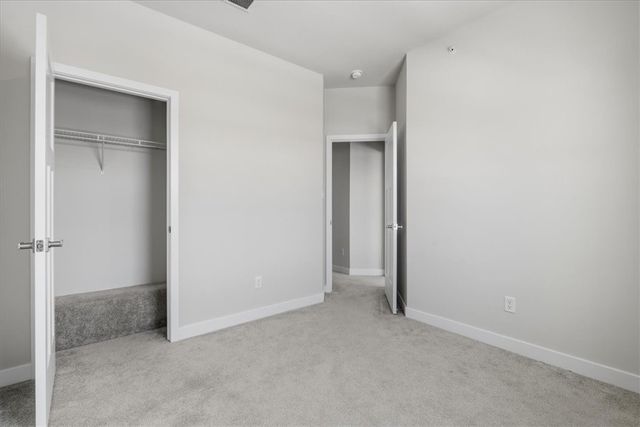 9005 Hickory Rd, Pine Twp, PA 15044