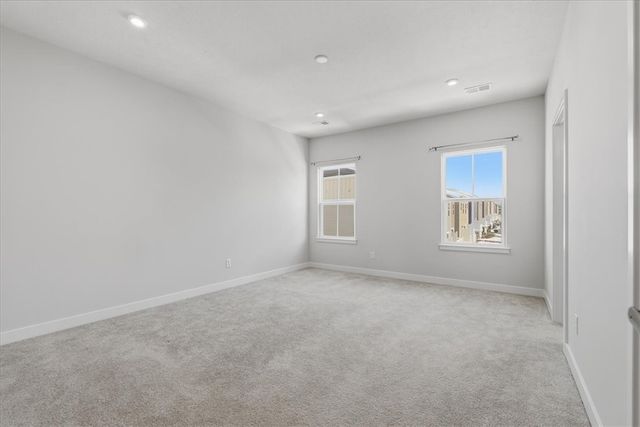 9005 Hickory Rd, Pine Twp, PA 15044