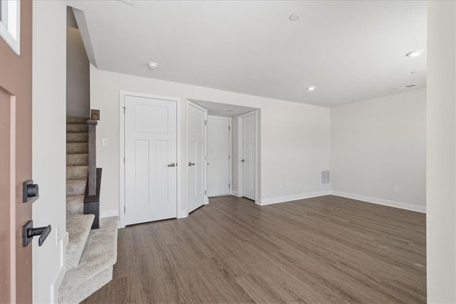 9005 Hickory Rd, Pine Twp, PA 15044