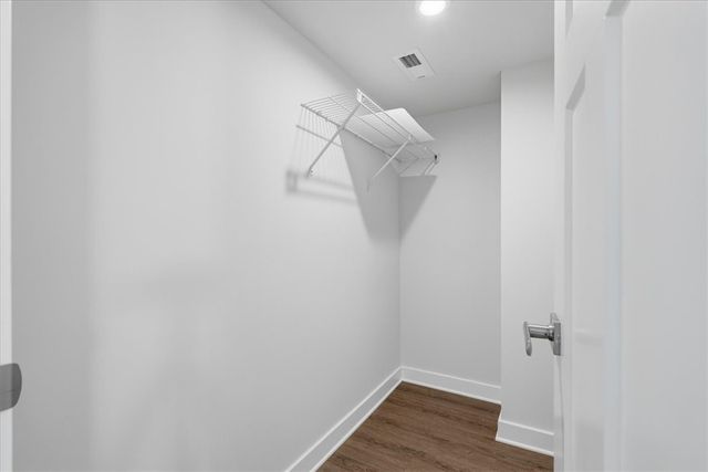 9005 Hickory Rd, Pine Twp, PA 15044