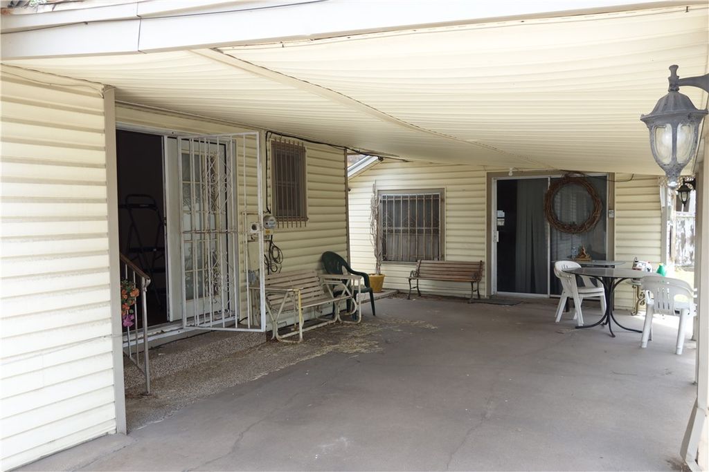 2518 Halsey St, Corpus Christi, TX 78405 — photo 4