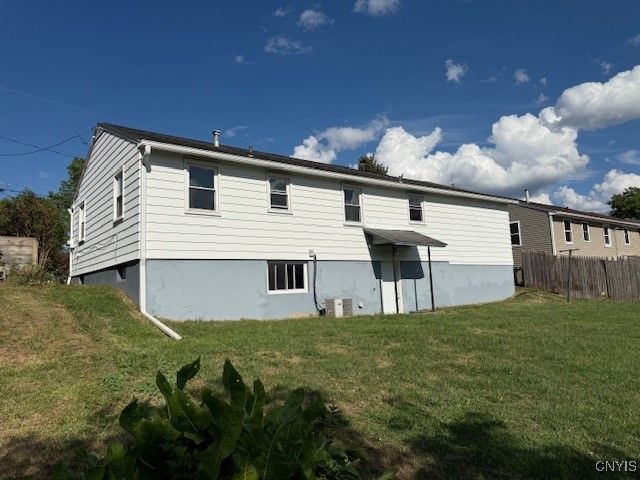111 Deborah Drive, Salina, NY 13088