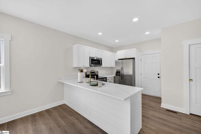 316 W Caroline Street, Greenville, SC 29611