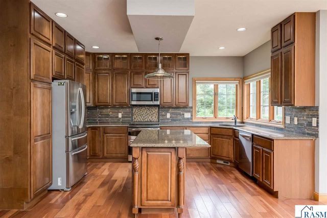 113 Hidden Oaks Circle, Mankato, MN 56001