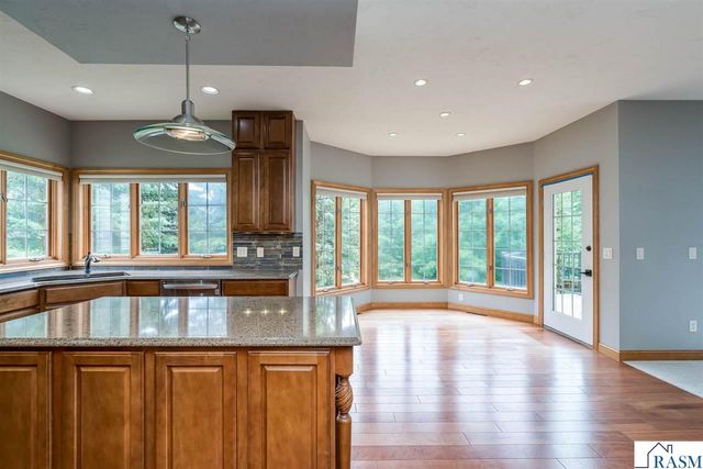 113 Hidden Oaks Circle, Mankato, MN 56001