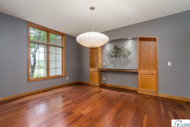 113 Hidden Oaks Circle, Mankato, MN 56001