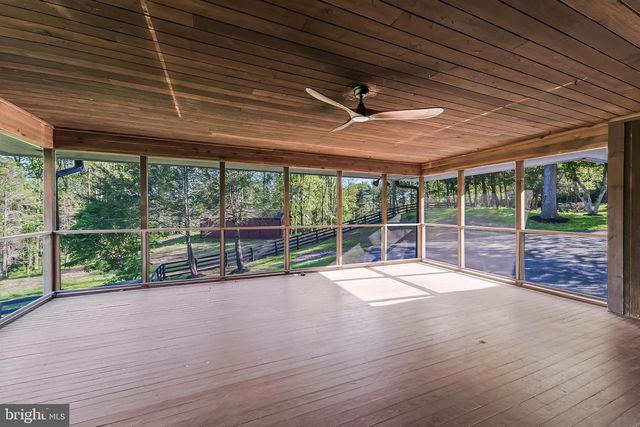 6891 WILSON RD, Marshall, VA 20115