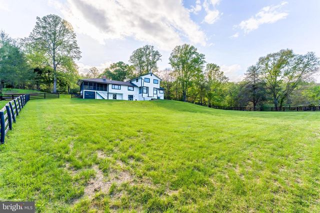 6891 WILSON RD, Marshall, VA 20115