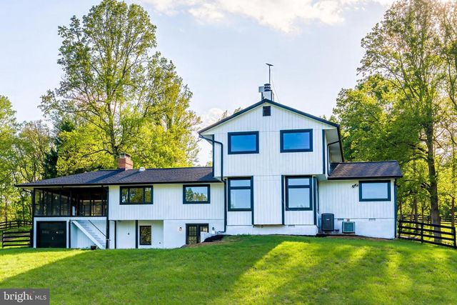 6891 WILSON RD, Marshall, VA 20115