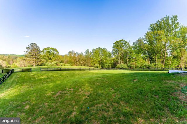 6891 WILSON RD, Marshall, VA 20115