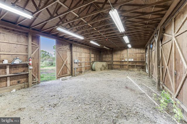 6891 WILSON RD, Marshall, VA 20115