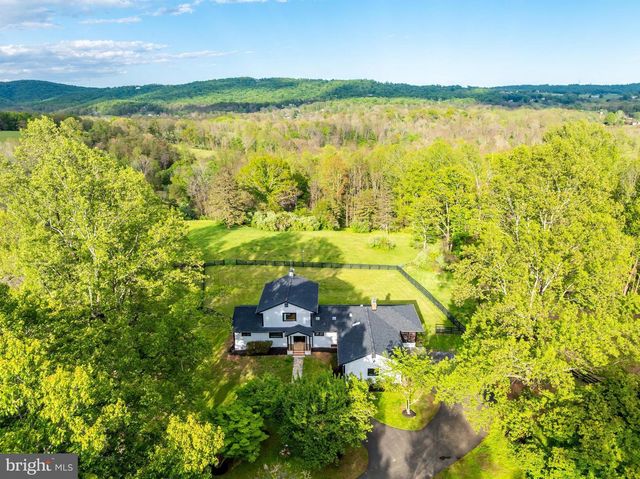 6891 WILSON RD, Marshall, VA 20115