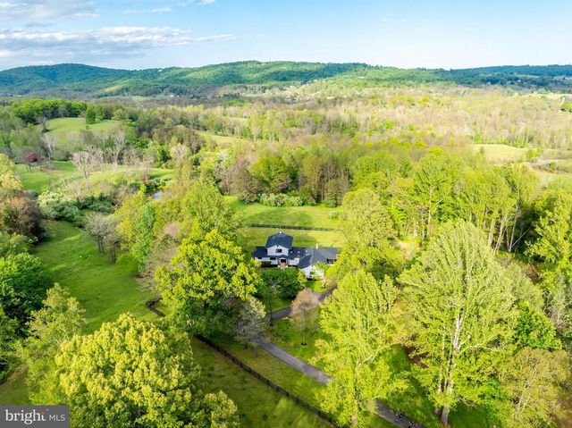 6891 WILSON RD, Marshall, VA 20115
