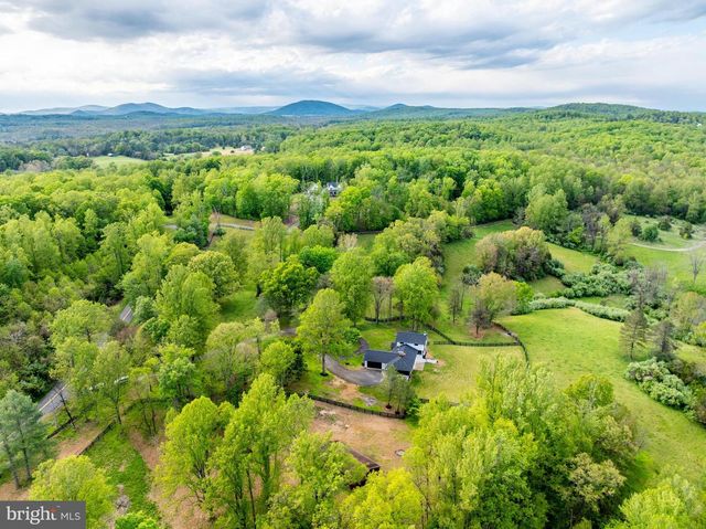 6891 WILSON RD, Marshall, VA 20115