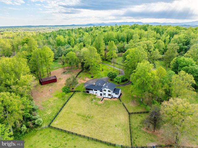 6891 WILSON RD, Marshall, VA 20115