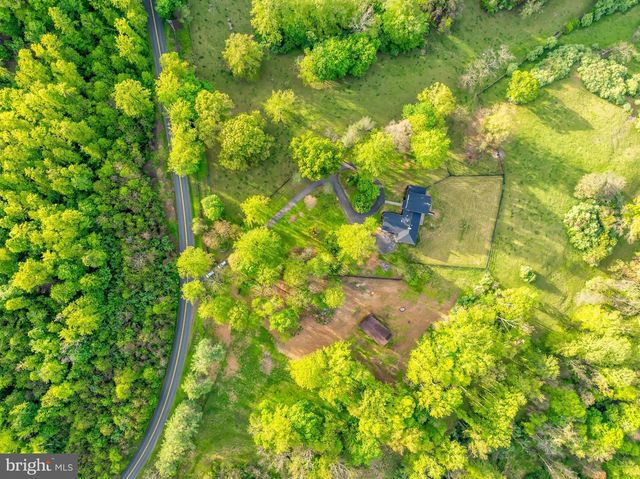 6891 WILSON RD, Marshall, VA 20115