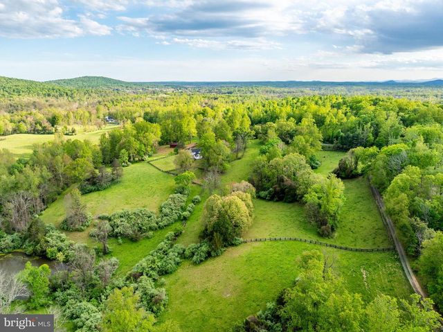 6891 WILSON RD, Marshall, VA 20115